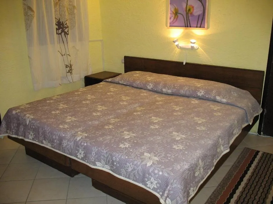 Studio Novi Vinodolski 2382A Apartment
